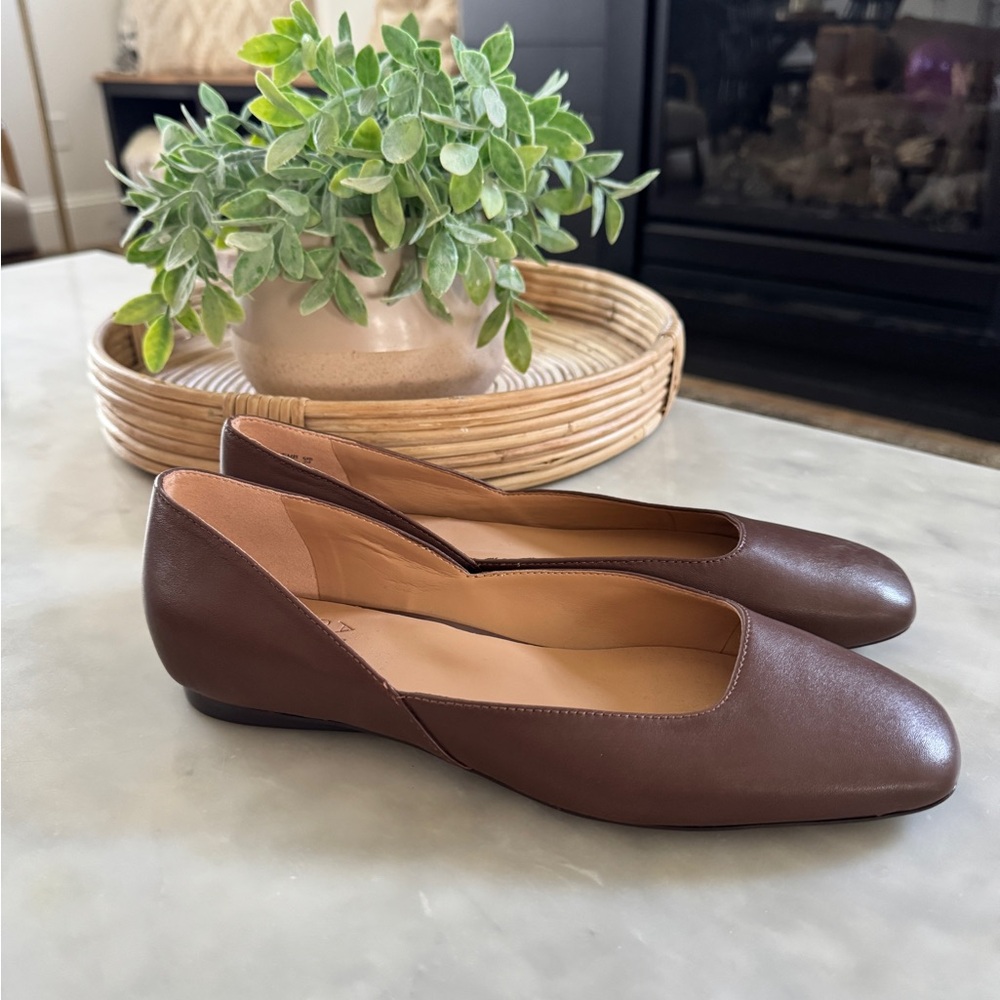 Naturalizer Brown “Cody” Leather Flats